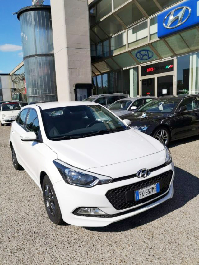 HYUNDAI-i20-1_1-CRDi-12V